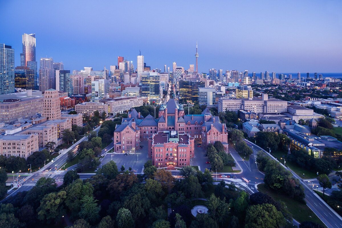 Software & AI Development Company in Canada — Hire Developers in Toronto, Vancouver, Montreal & Beyond