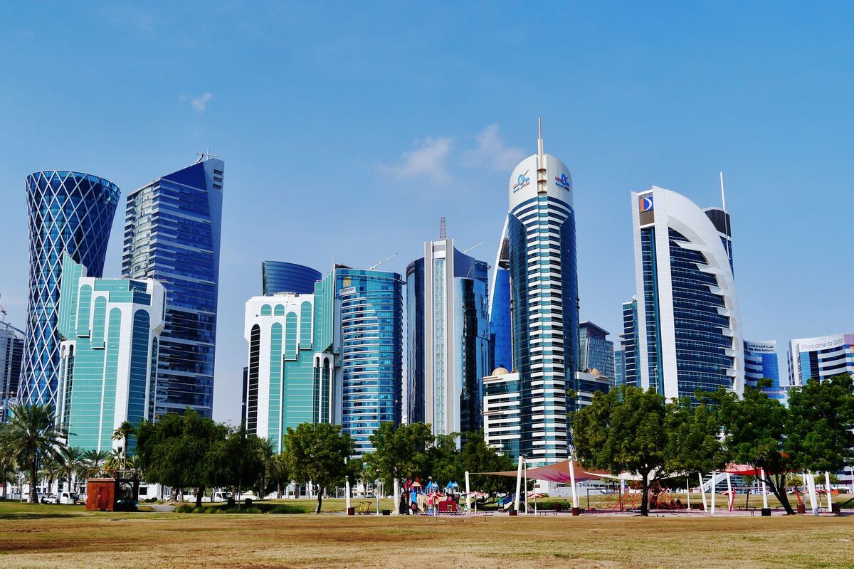 Qatar software development illustration